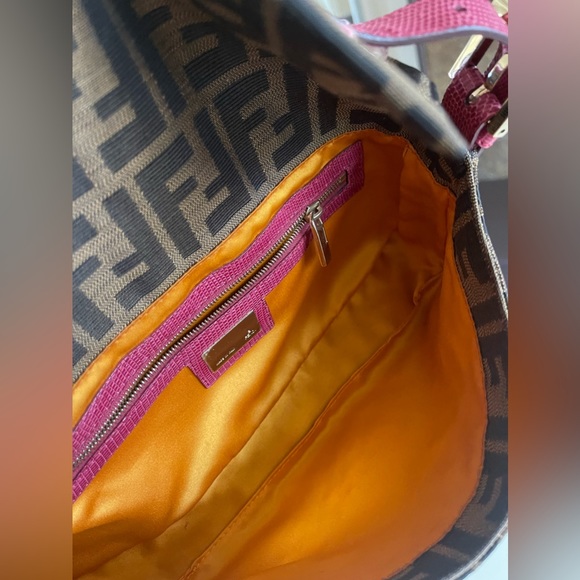 SOLD - Incredibly Rare Vintage Fendi Beaded Sequin Swirl Zucca Baguette - Picture 15 of 17